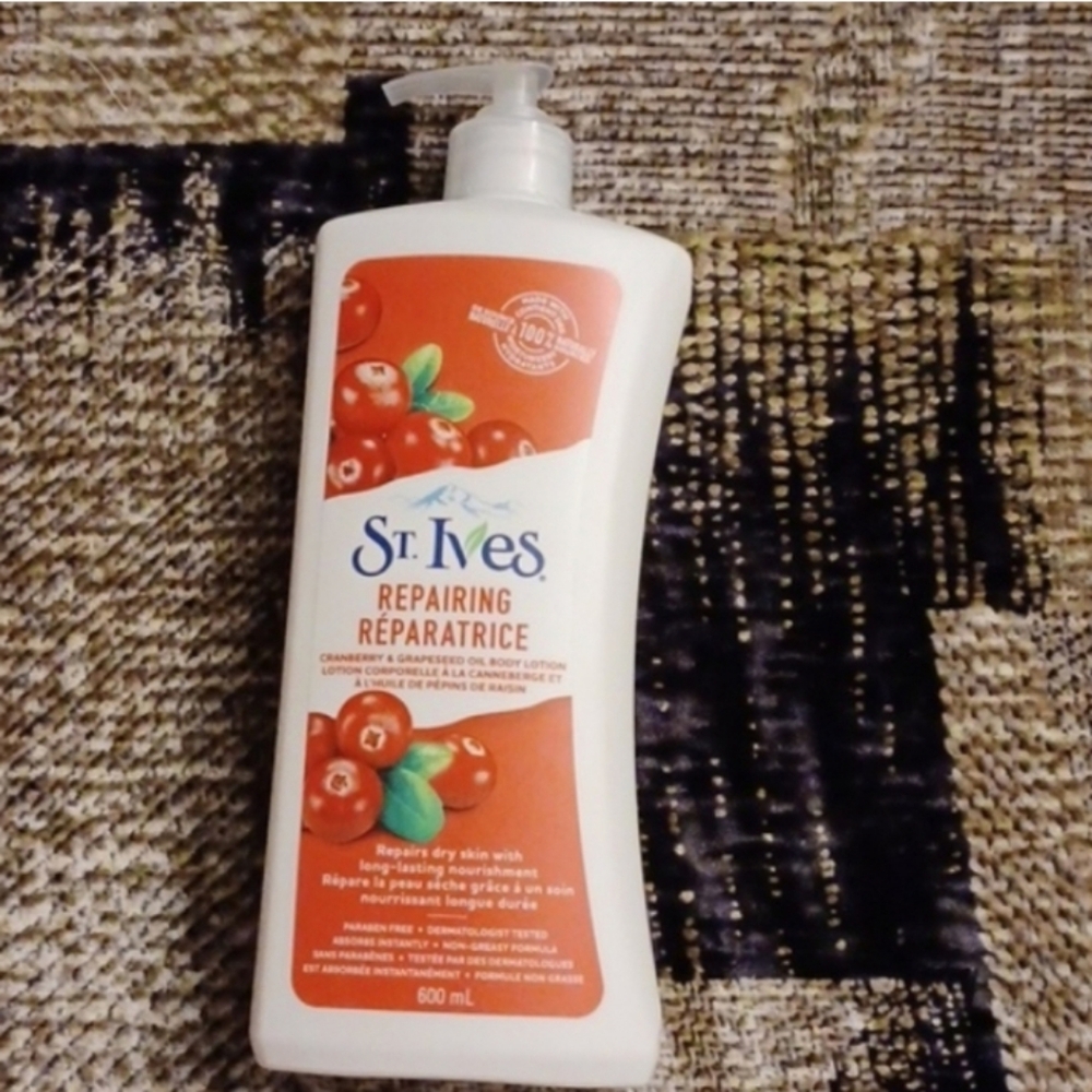 4/$30 New St. Ives Repairing Body Lotion - 600 mL Bottle